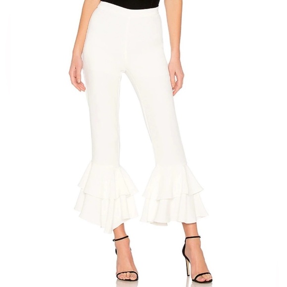 NWT Endless Rose Ruffle Hem Stretch Crop Cream Pants Medium - Picture 1 of 11